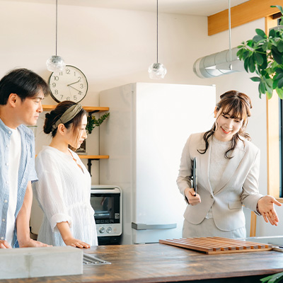 混雑時でも優先的にご案内いたしますので、お忙しい方に便利です。
