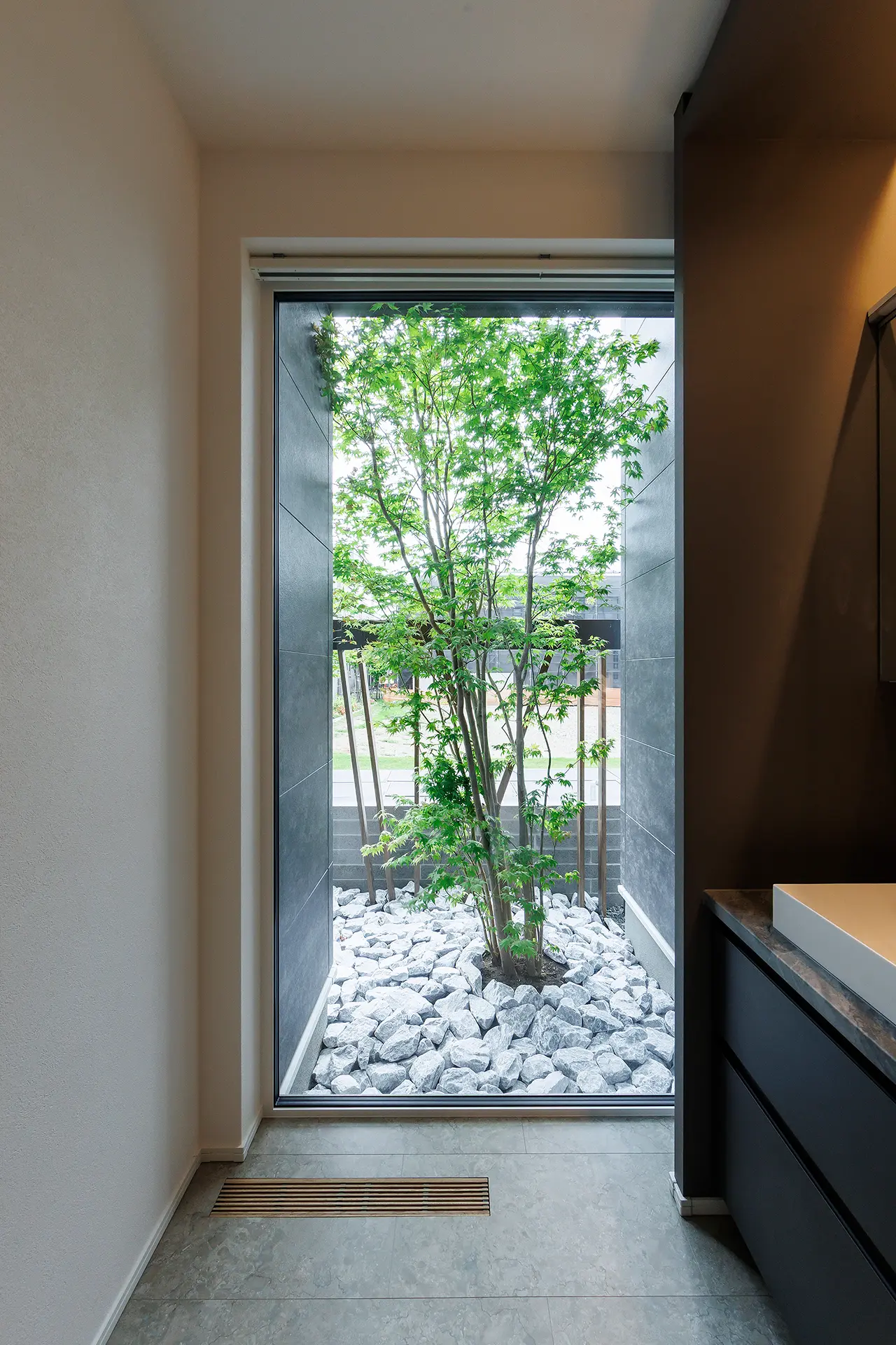光、空気、素材、静けさ。すべてが調和した、ホテルライクな住まい。-豊平モデル-